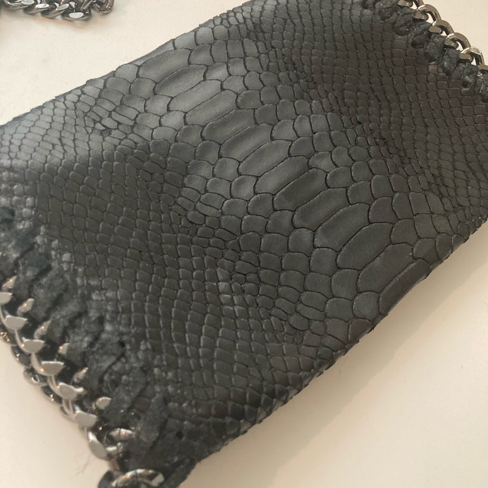 Handbag - Picture 6 of 10